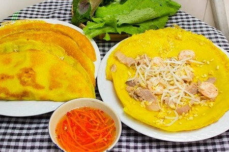 5 cách pha bột bánh xèo vàng, giòn rụm siêu đơn giản tại nhà