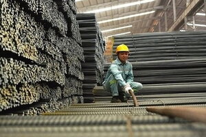 Giá thép hôm nay ngày 31/10/2023: Thị trường trong nước giữ bình ổn