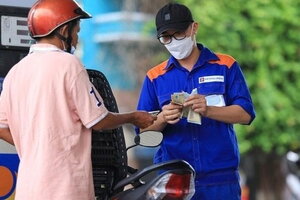 Giá xăng hôm nay 15/4/2024: Giá dầu thế giới vẫn tăng