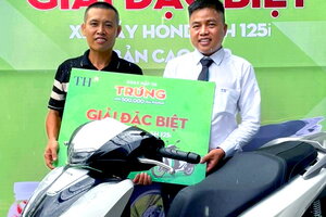 Chương trình 'Xoay nắp TH' tìm thấy chủ nhân đầu tiên của xe máy Honda SH 125i