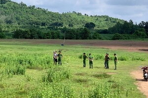 Bắt 'yêu râu xanh' hiếp dâm cô gái 24 tuổi ở đồi cừu lúc nửa đêm