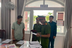 Khởi tố, bắt tạm giam nguyên Phó Giám đốc Ngân hàng Việt Á chi nhánh Hội A