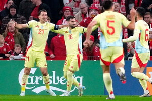 Đánh bại Đan Mạch, Tây Ban Nha thở phào ở tứ kết Nations League