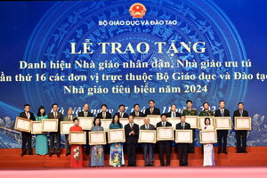 Gần 1.200 nhà giáo được phong tặng danh hiệu Nhà giáo nhân dân, Nhà giáo ưu tú năm 2024