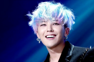 G-Dragon gây xôn xao vì hành động "lạ" sau khi Tổng thống Hàn Quốc ban bố thiết quân luật