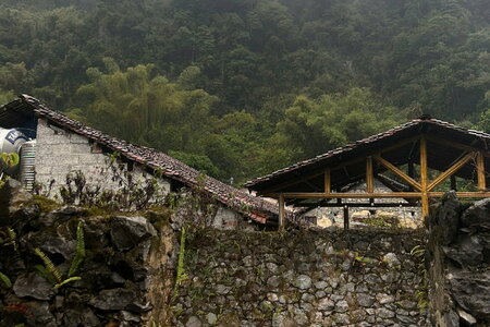 Làng đá cổ Khuổi Ky - Nét đẹp bình yên mà huyền bí ở Cao Bằng