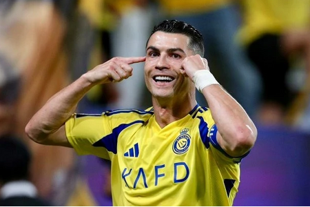  Ronaldo gây tranh cãi khi so sánh giải Saudi Pro League với Ligue 1