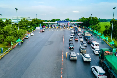 Nóng: Bộ Xây dựng "chốt" phương án thu phí 5 tuyến cao tốc, thời gian 7 năm
