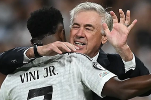 Đại gia châu Á muốn chiêu mộ HLV Ancelotti và Vinicius
