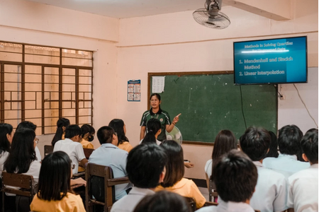 Gần 19 triệu học sinh Philippines mù chữ chức năng