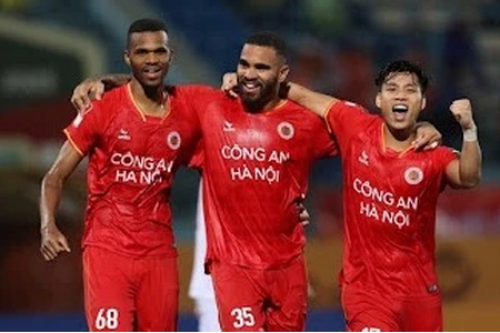 Công an Hà Nội đón tin vui trước chung kết Cúp C1 Đông Nam Á