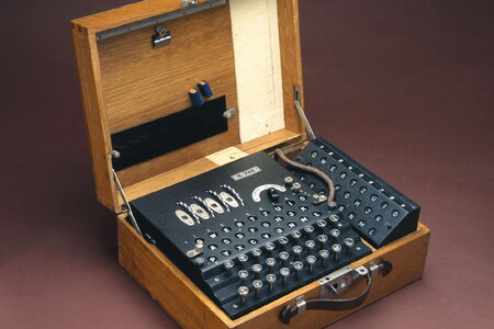 AI có thể giải mã Enigma ‘trong tích tắc’