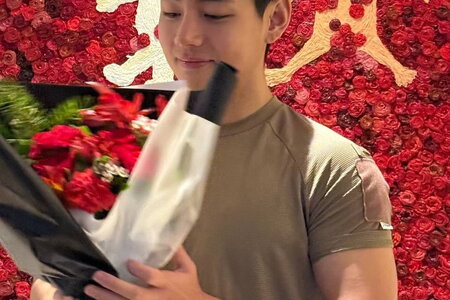 V (BTS) nhận danh hiệu 'đặc biệt' khiến nhiều cánh mày râu mơ ước