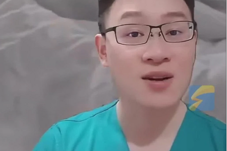 Hài hước lời khuyên phụ nữ mệt mỏi, thiếu máu nên... ngắm trai 6 múi để giảm stress