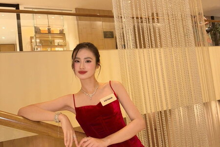 Hoa hậu Ý Nhi liên tục trượt các giải thưởng phụ tại Miss World
