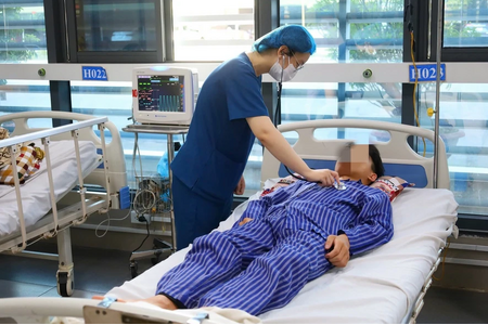 4 người ngộ độc sau khi ăn nấm