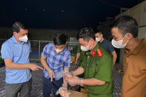 Công an Nam Định bắt giữ hơn 20 tấn thực phẩm không rõ nguồn gốc