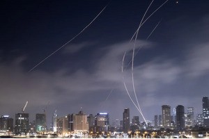 Israel sắp hết tên lửa phòng không