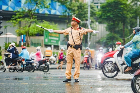Hà Nội 'kê đơn' cho 'bệnh' thiếu ý thức tham gia giao thông