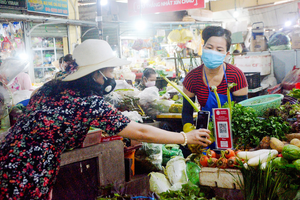 Việt Nam tăng tốc số hóa: Điện thoại thay thế ví tiền