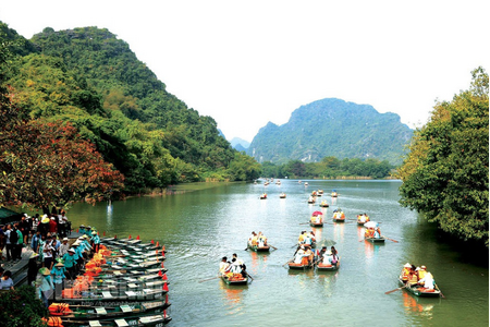 Du lịch Ninh Bình thắng lớn trong 6 tháng đầu năm 2025