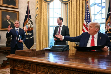 Phe cánh Trump lục đục vì Nga: Người muốn bỏ cấm vận, người đòi đẩy Moscow khỏi thị trường toàn cầu