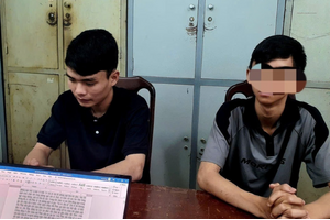 Bị nhắc vì mở nhạc to, 2 thanh niên dùng dao đâm người trọng thương