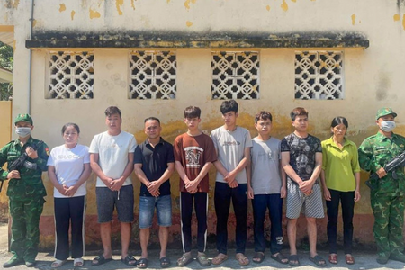 Bắt giữ các đối tượng tổ chức cho người nước ngoài nhập cảnh trái phép