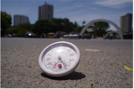 Nắng nóng cực điểm, bác sĩ cảnh báo về thông tin "thời tiết tăng 1°C, tăng 10% nguy cơ đột quỵ"