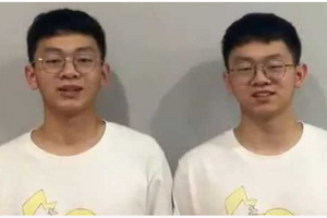 Cặp song sinh cùng đạt 666 điểm trong kỳ thi đại học, đồng điệu đến đáng kinh ngạc
