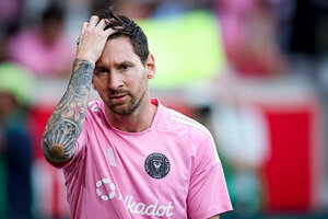 Mourinho tiết lộ thông tin bất ngờ về Messi