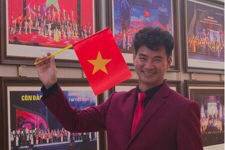 Cục trưởng, Nghệ sĩ Nhân dân Xuân Bắc nghẹn ngào không nói thành lời trước giờ hợp luyện