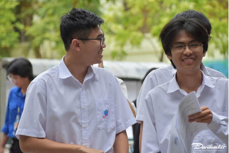 Điểm chuẩn nhiều ngành chạm đỉnh 30
