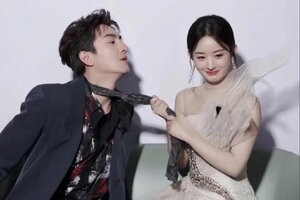 Triệu Lệ Dĩnh và Lâm Canh Tân khiến mạng xã hội dậy sóng