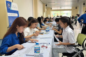 Năm học 2025- 2026: Học phí đại học tiếp tục tăng từ 10-15%