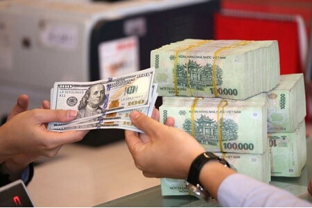 Giá USD hôm nay 15/9: "Nín thở" chờ đợi tín hiệu từ Fed