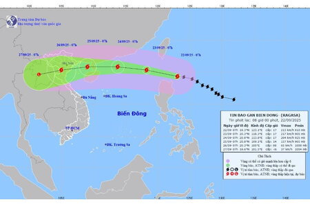 Siêu bão Ragasa giật trên cấp 17, mỗi giờ đi được 20km
