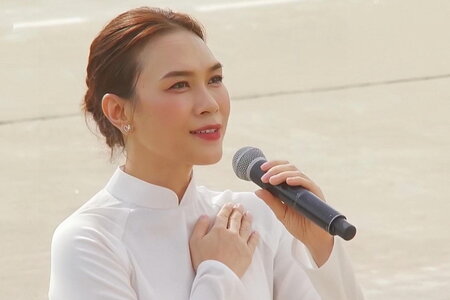 Mỹ Tâm “chơi lớn” với 4 vạn khán giả