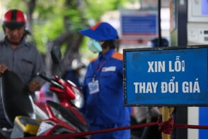 Giá xăng dầu hôm nay 25/9: Trong nước chốt xăng RON 95 giảm rất mạnh, dầu tăng đồng loạt