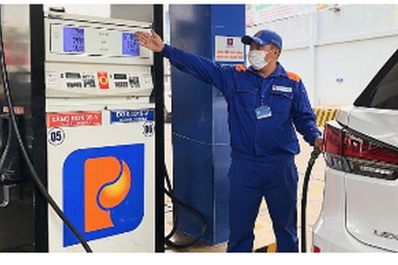 Giá xăng dầu hôm nay 6/10: Bứt tốc, đồng loạt tăng vọt