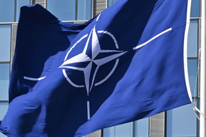 Biên giới căng như dây đàn: NATO bàn phương án dùng vũ lực kiềm chế Nga
