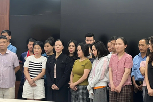 Đang chữa bệnh tâm thần, cặp vợ chồng vẫn đánh bạc tiền tỷ trong khách sạn Pullman Hà Nội, rủ cả bác sĩ dự tiệc ma túy