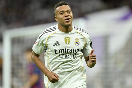 Mbappe lập kỷ lục hiếm tại siêu kinh điển, sánh ngang Ronaldo và Ronaldinho
