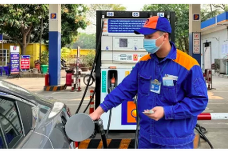 Giá xăng dầu hôm nay 29/10: Lao dốc không phanh, “bay” 1 USD/thùng chỉ sau 1 ngày