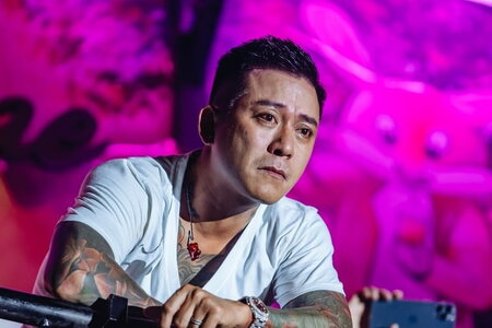 Tuấn Hưng: "Tôi sẽ không sống phô trương và màu mè như ngày trẻ"