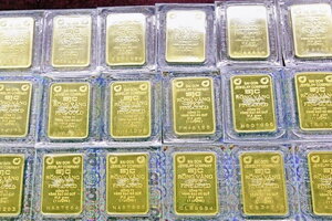 Giá vàng hôm nay 11/11 bất ngờ tăng 1,8 triệu đồng/lượng, thế giới tăng thêm 2%