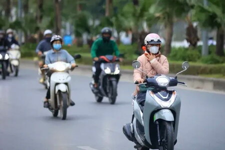 Dự báo thời tiết ngày 15/11: Bắc Bộ trở rét, Nam Bộ mưa dông về chiều tối