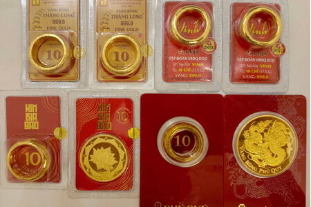 Giá vàng ngày cuối tuần 16/11 tiếp tục giảm 2 triệu 200 ngàn đồng/lượng