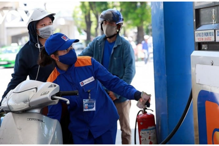 Giá xăng dầu hôm nay 16/11: Phục hồi, giá xăng dầu tăng mạnh