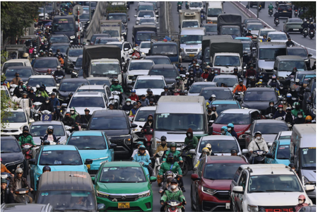 Năm 2030, 100% phương tiện giao thông đường bộ được quản lý, kiểm soát về khí thải